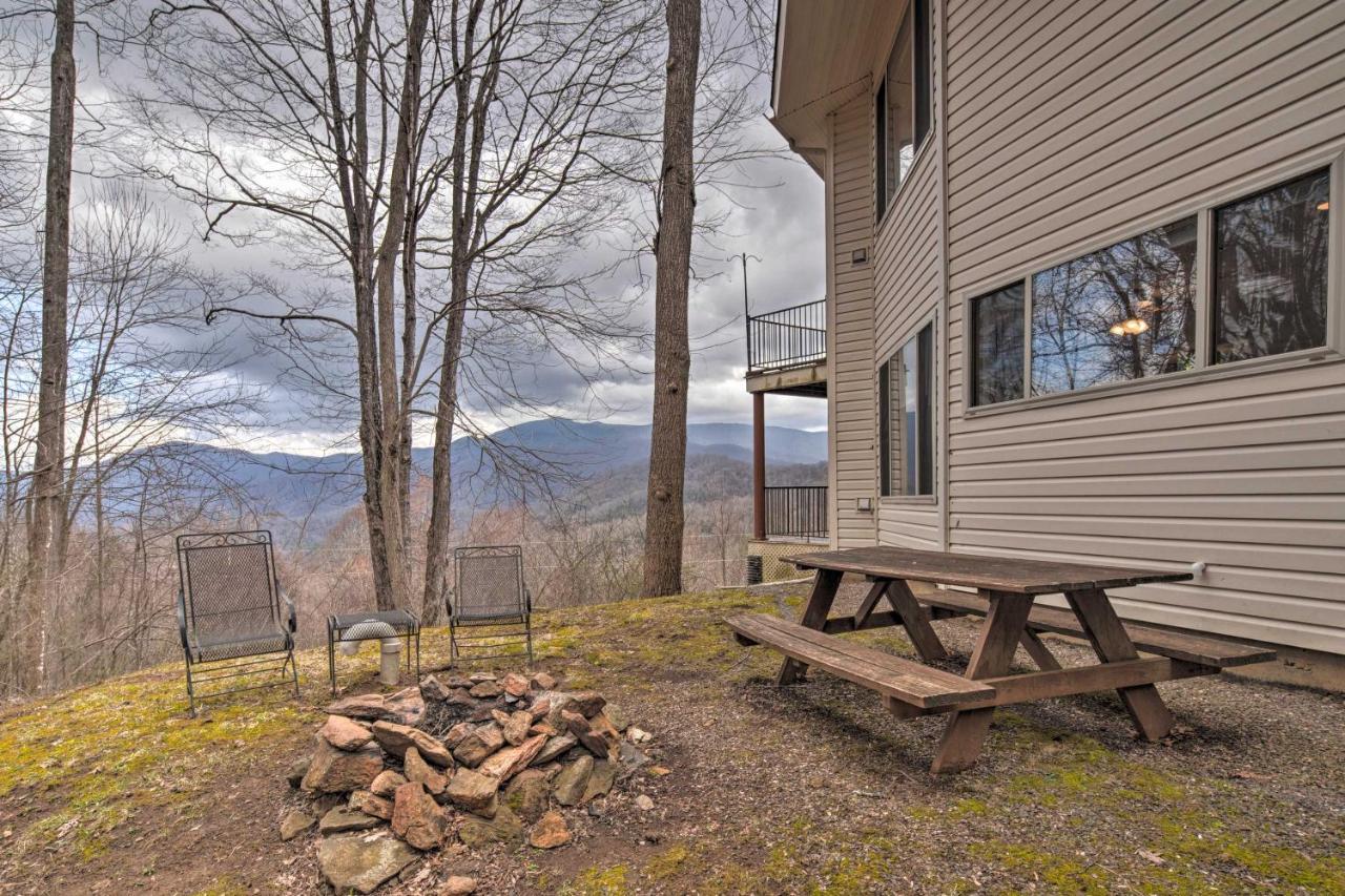 Charming Burnsville Apt With Mountain Views And Deck! Bagian luar foto