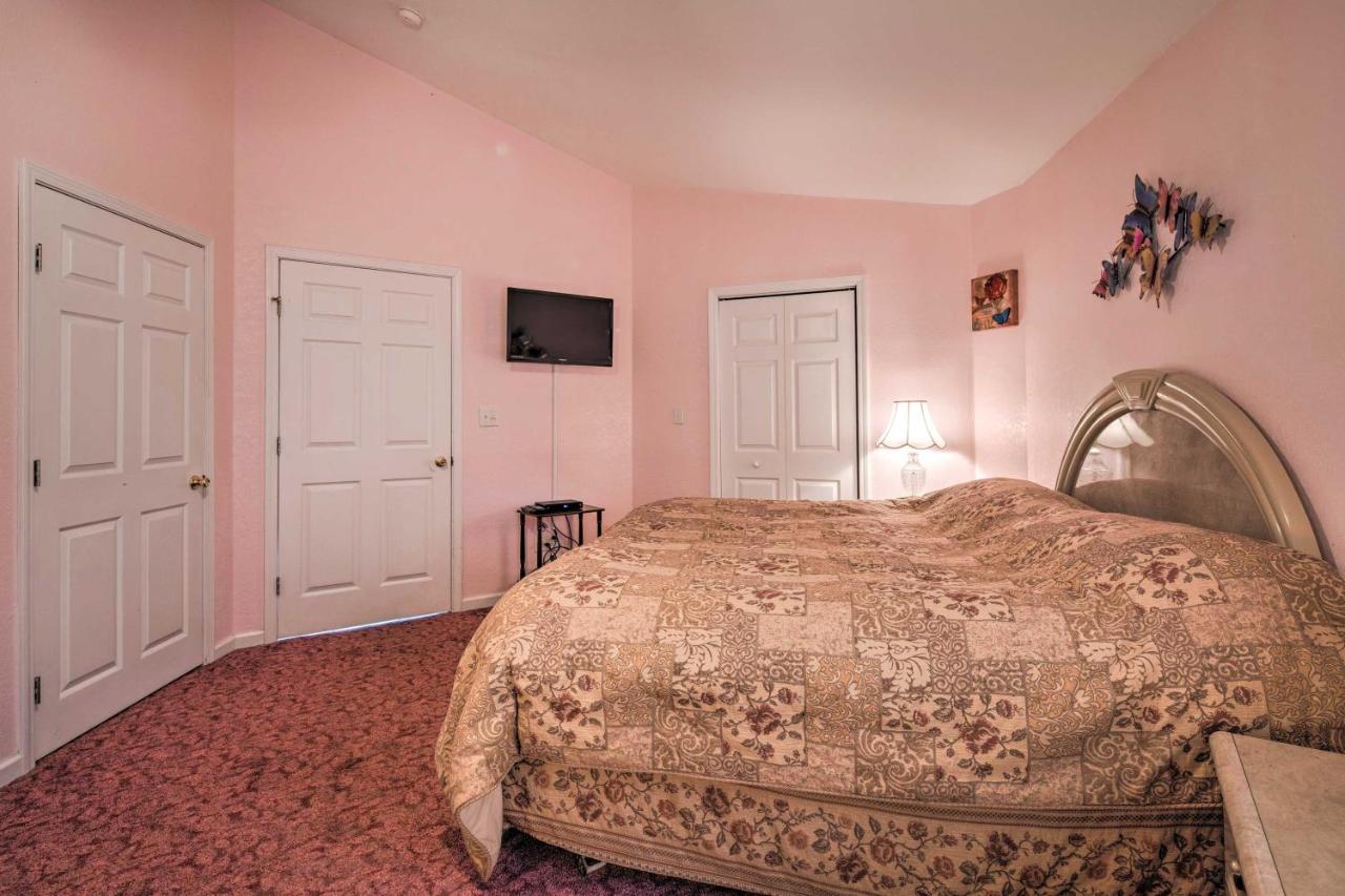 Charming Burnsville Apt With Mountain Views And Deck! Bagian luar foto